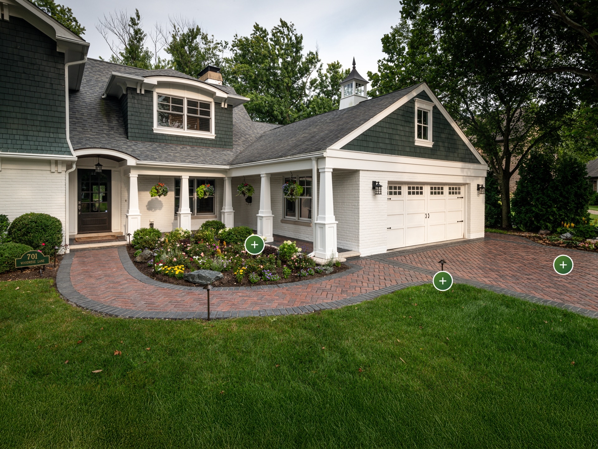 Picture-Perfect Home Entrance