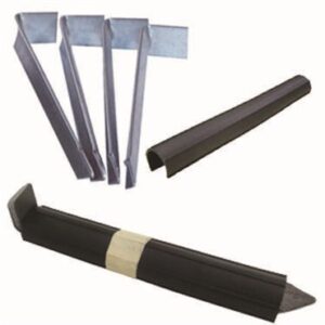 Plastic Lawn Edging Stake Kit 4 Pack w/ Connector