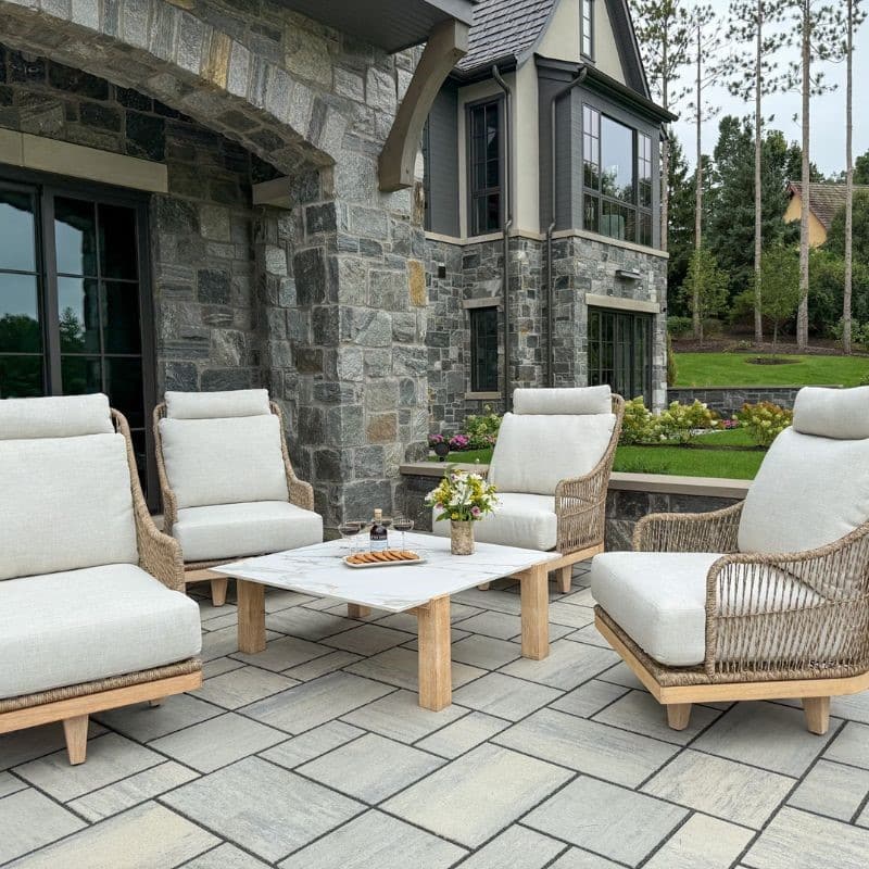 The Magnolia Cream(Beige) Chat Collection