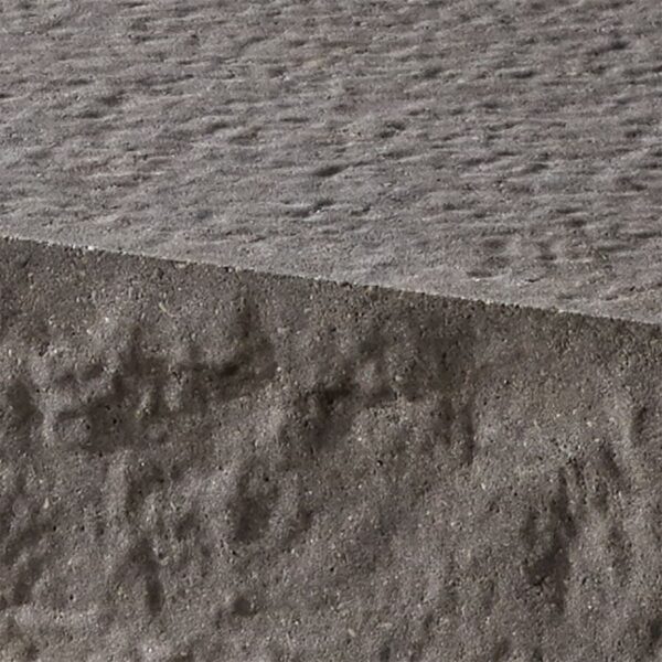 Belgard, Landings Step Midnight
