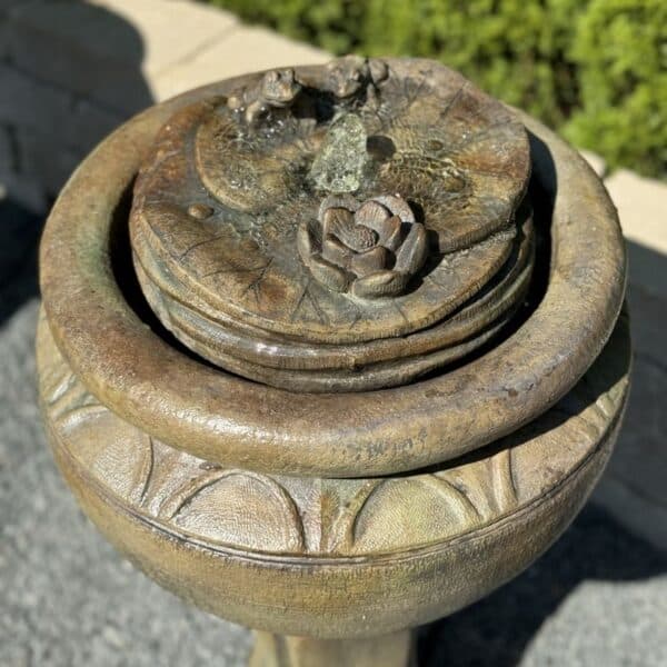 Stonecasters,2pc Tall Frogs Patio Bubbler Fountain - Image 2