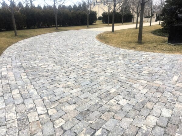 Chicago Street Reclaimed Cobble GRAY 5x5x10
