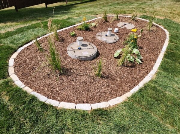 Paver Superior Tumbled Lawn Edging 4"x4" Ton - Image 2