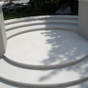 Valders Dovewhite Tread Bullnose