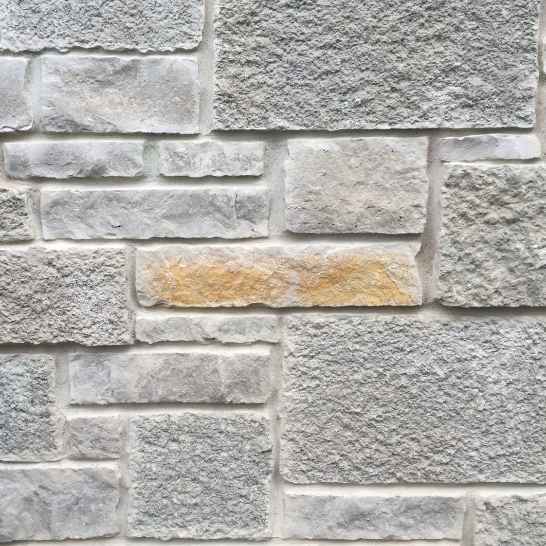 Veneer Mountain Crest Country Manor