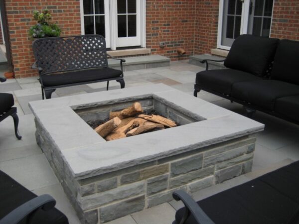 Veneer Bluestone 2-6" Heights - Image 2