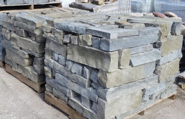 Veneer Bluestone 2-6" Heights - Image 6