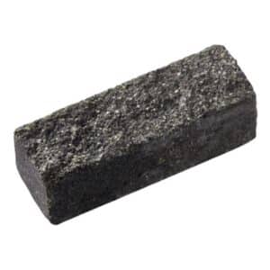 Rochester Tumbled Granite Edger Onyx