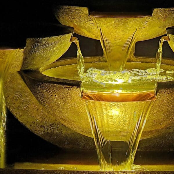 Stonecasters, Milano Fountain - Image 2