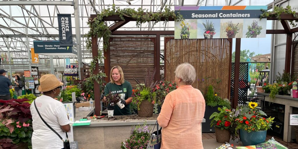 Sue from Bertog Landscape doing a seasonal container demonstration